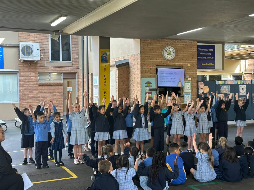 695060472018508_1362319275292621-1